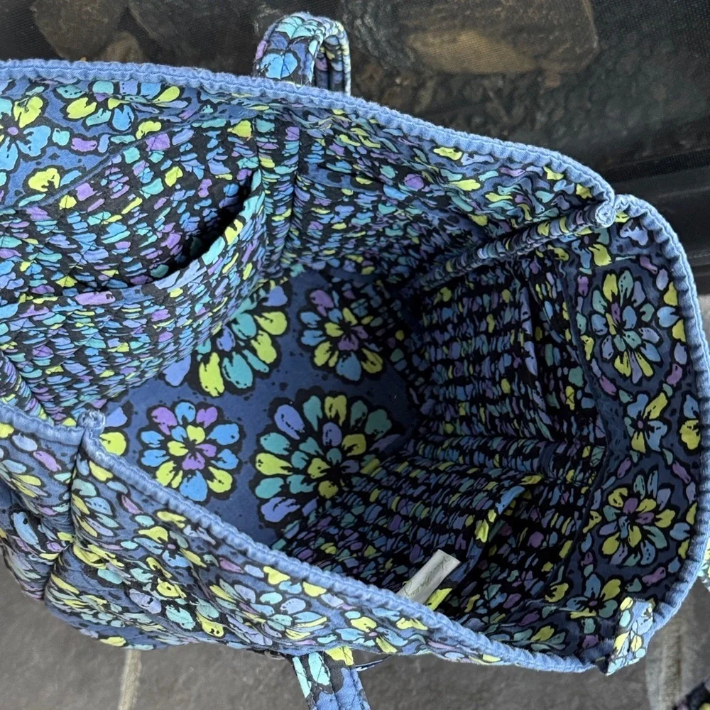 Vera Bradley Navy and Lemon Blossom Tote